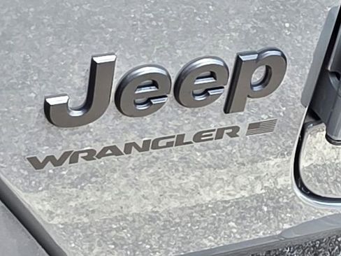 Used 2023 Jeep Wrangler Unlimited Sport AWD/4WD image 16