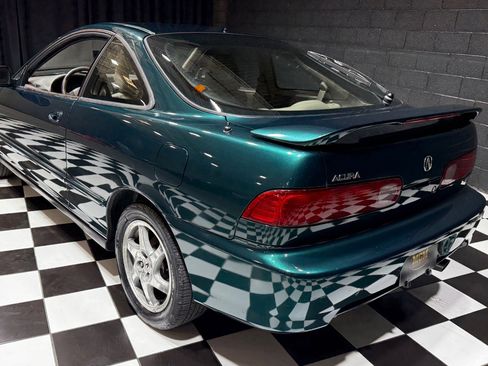 Used 2000 Acura Integra GS-R FWD image 6