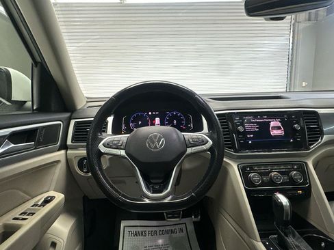 Used 2021 Volkswagen Atlas SEL R-Line FWD image 20