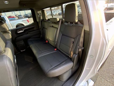 Used 2024 GMC Sierra 1500 SLT image 20