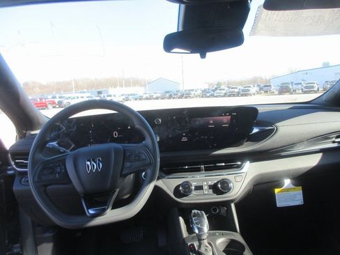 New 2026 Buick Envista Preferred FWD image 15