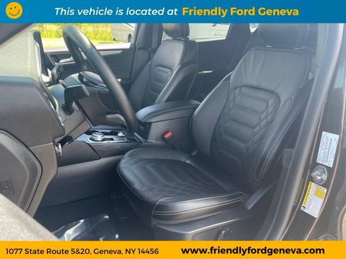 Used 2023 Ford Escape Platinum w/ Premium Technology Package AWD/4WD image 14