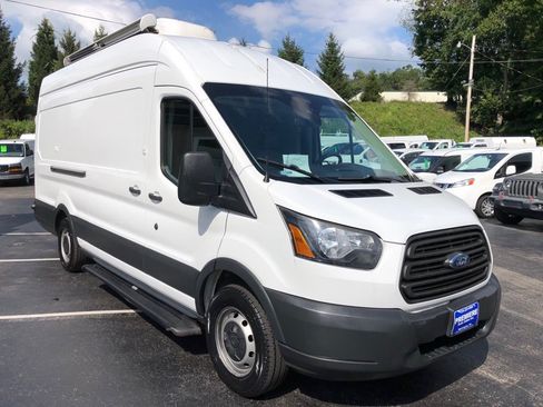 Used 2017 Ford Transit 250 148 High Roof Extended RWD image 8