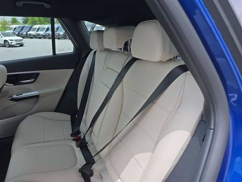 Certified 2025 Mercedes-Benz GLC 300 4MATIC image 17