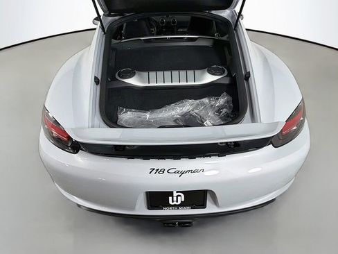 Used 2024 Porsche 718 Cayman w/ Premium Package RWD image 25