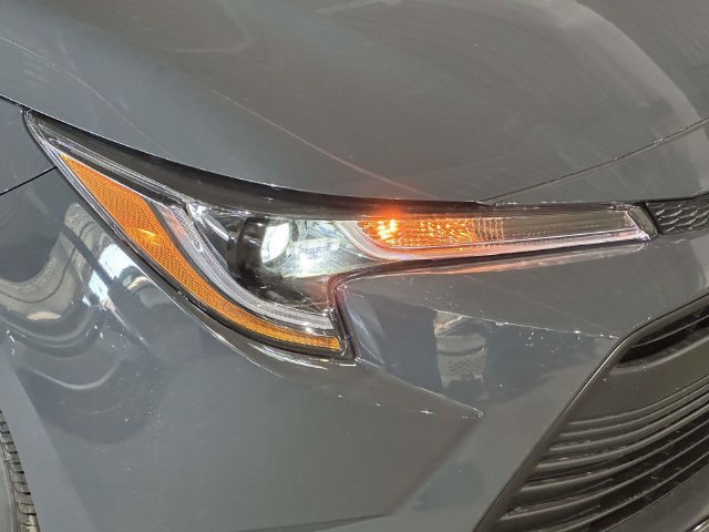 New 2027 Toyota Corolla LE FWD image 9