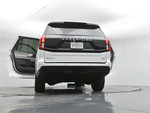 Used 2025 Ford Expedition Max Active image 55
