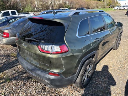 Used 2019 Jeep Cherokee Limited image 6