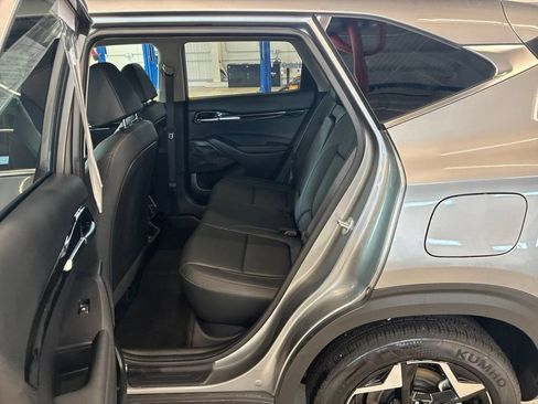 Certified 2026 Kia Seltos EX AWD/4WD image 18