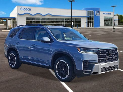 New 2026 Honda Pilot Touring image 5