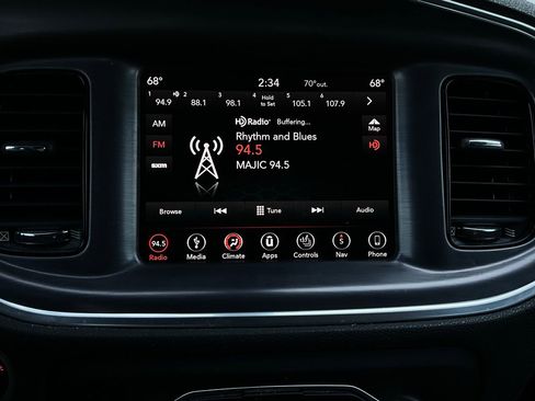 Used 2018 Dodge Charger SXT Plus w/ Blacktop Package image 30