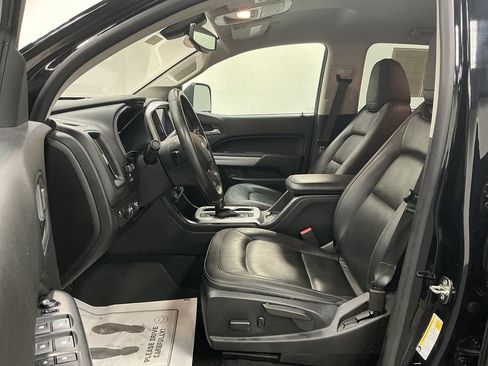 Used 2019 Chevrolet Colorado ZR2 w/ ZR2 Midnight Special Edition AWD/4WD image 9