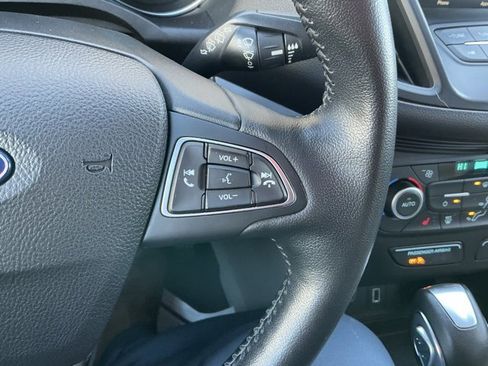 Used 2019 Ford Escape SEL image 27