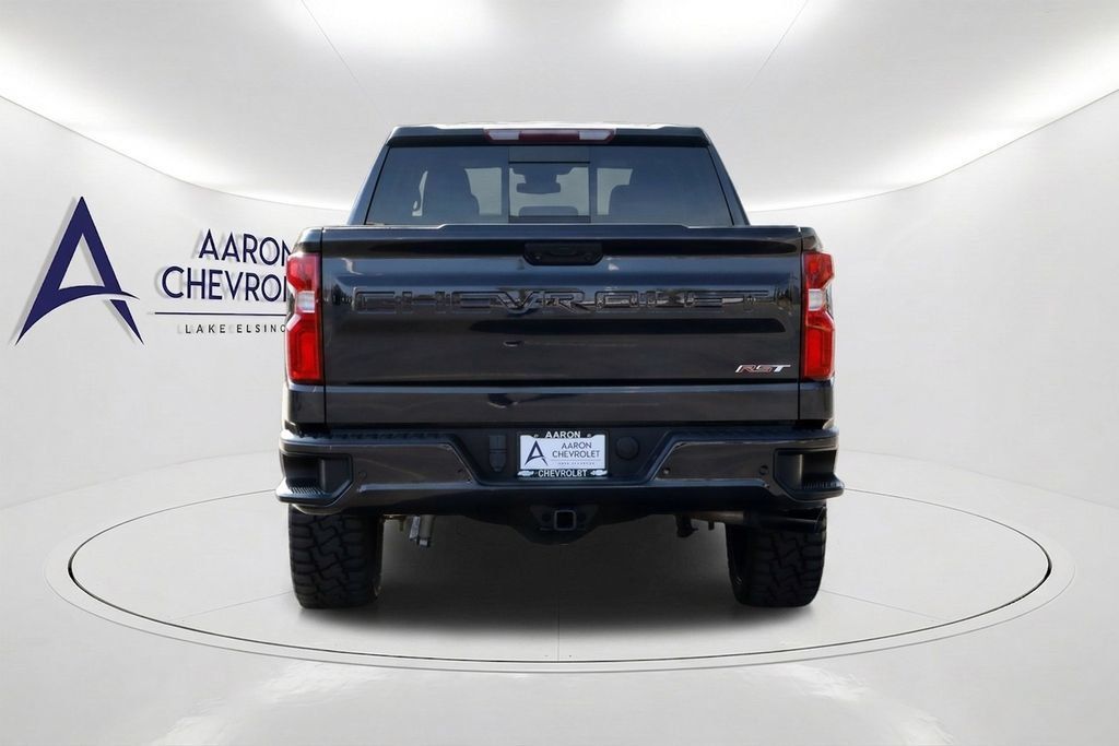 Used 2023 Chevrolet Silverado 1500 RST w/ Convenience Package II RWD image 5