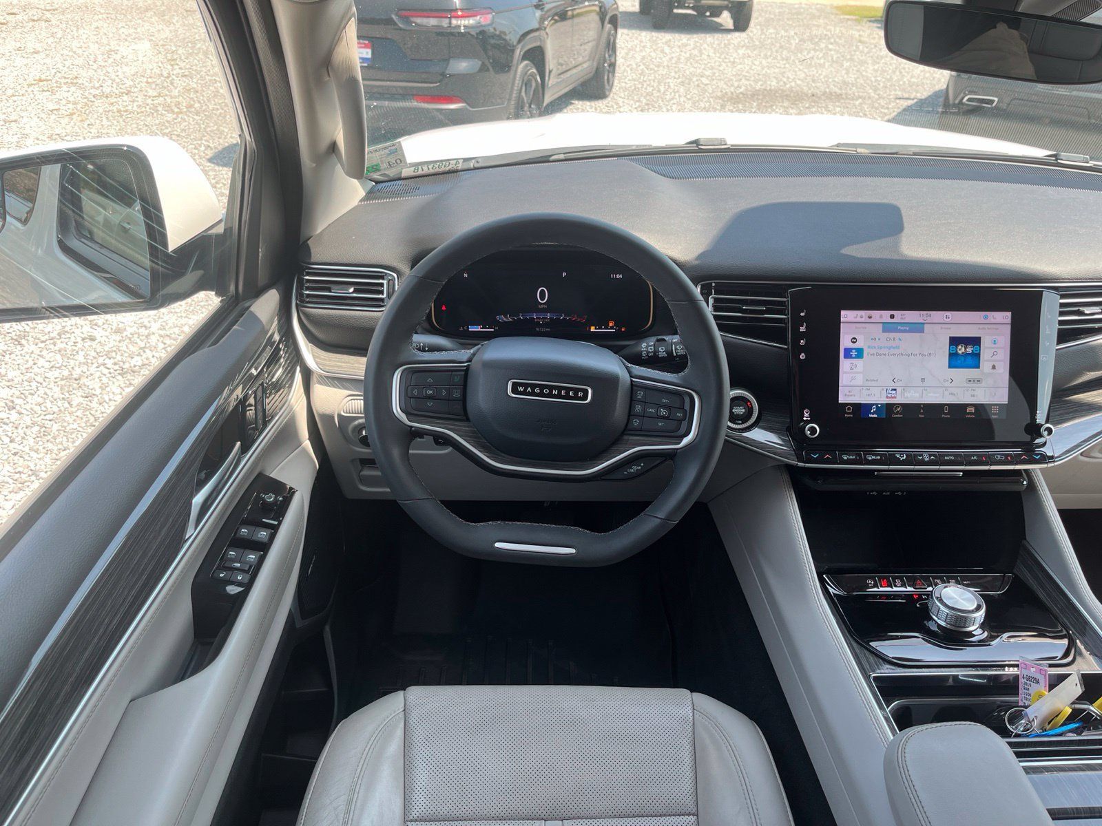 Used 2022 Jeep Wagoneer Series II RWD image 11