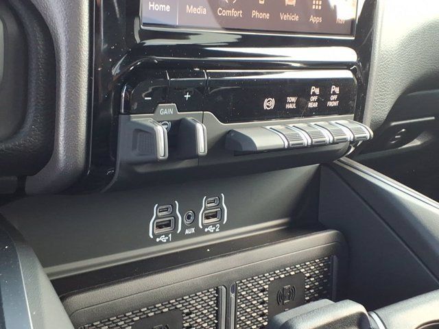 New 2026 RAM 3500 Big Horn AWD/4WD image 8