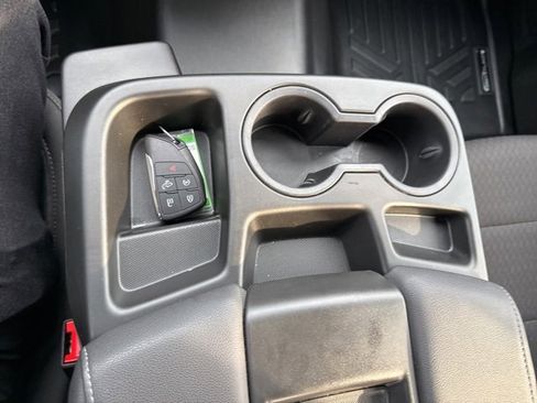 Used 2025 Chevrolet Silverado 1500 Custom image 29