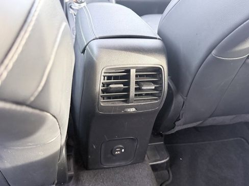 Used 2020 Ford Escape SEL image 23