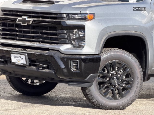 New 2026 Chevrolet Silverado 2500 Custom w/ Custom Value Package AWD/4WD image 8