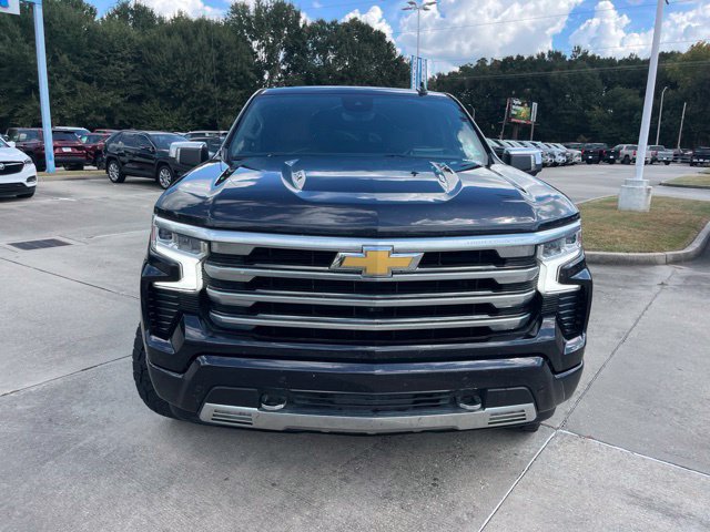 Used 2024 Chevrolet Silverado 1500 High Country w/ Technology Package AWD/4WD image 10