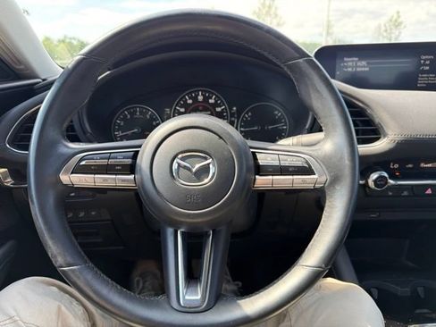Used 2021 MAZDA MAZDA3 s FWD image 37