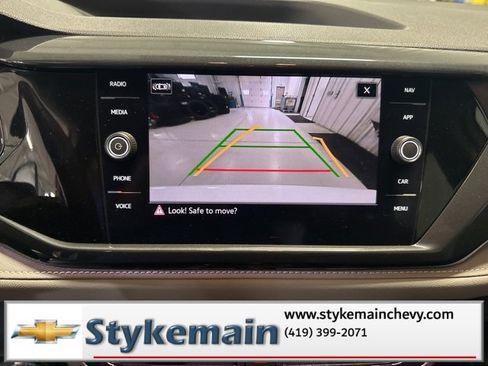 Used 2022 Volkswagen Taos SEL image 41