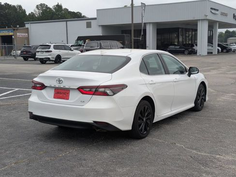 Used 2024 Toyota Camry LE FWD image 7