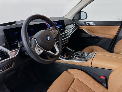 Used 2025 BMW X7 xDrive40i image 13