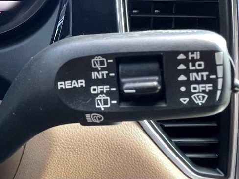 Used 2018 Porsche Macan AWD/4WD image 20