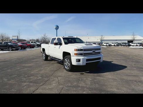 Used 2019 Chevrolet Silverado 2500 High Country image 24