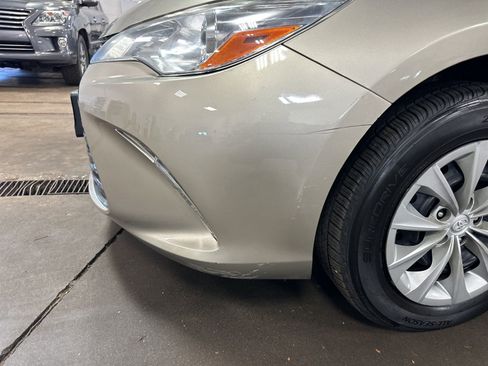 Used 2017 Toyota Camry LE FWD image 41