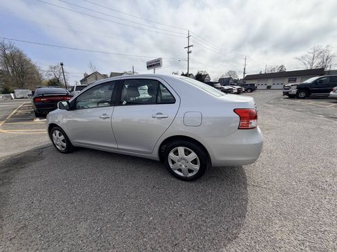 Used 2009 Toyota Yaris Sedan FWD image 13