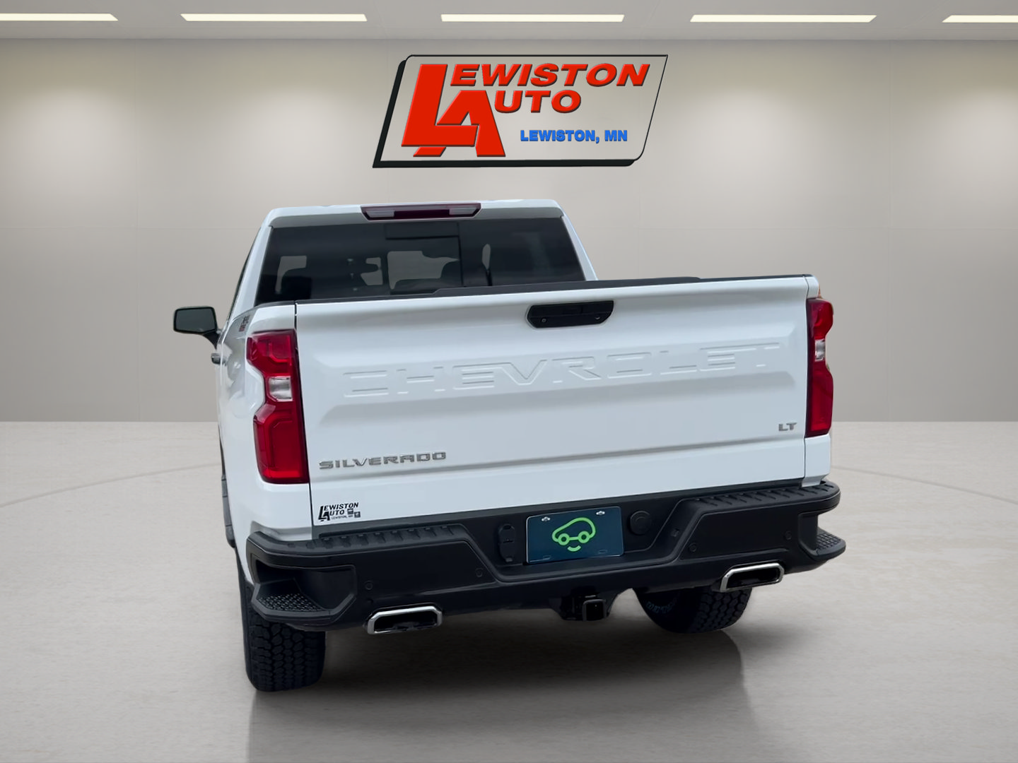 Certified 2022 Chevrolet Silverado 1500 LT Trail Boss w/ LT Trail Boss Premium Package AWD/4WD image 4