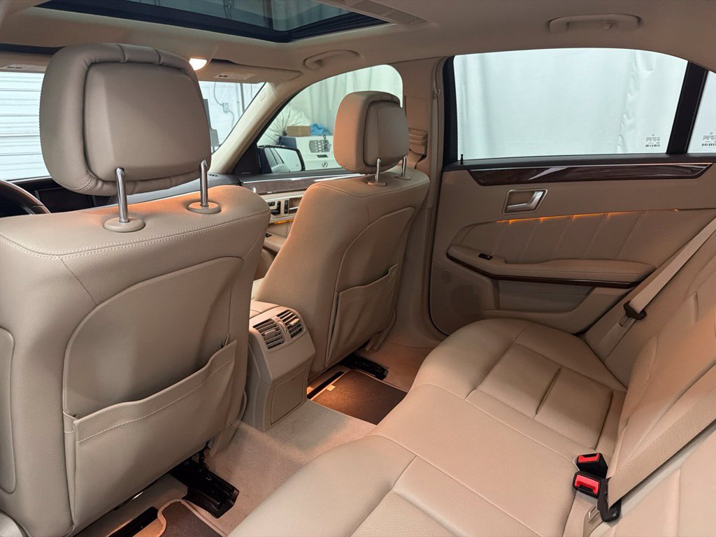 Used 2013 Mercedes-Benz E 350 Sedan image 23