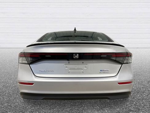 Used 2025 Honda Accord Sport image 4