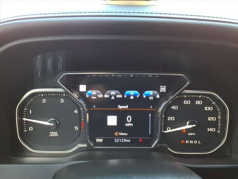 Used 2020 GMC Sierra 3500 AT4 w/ AT4 Premium Package image 25