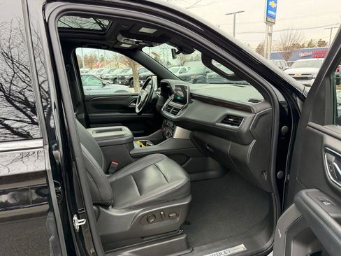 Used 2022 Chevrolet Tahoe LT w/ LT Signature Plus Package image 24