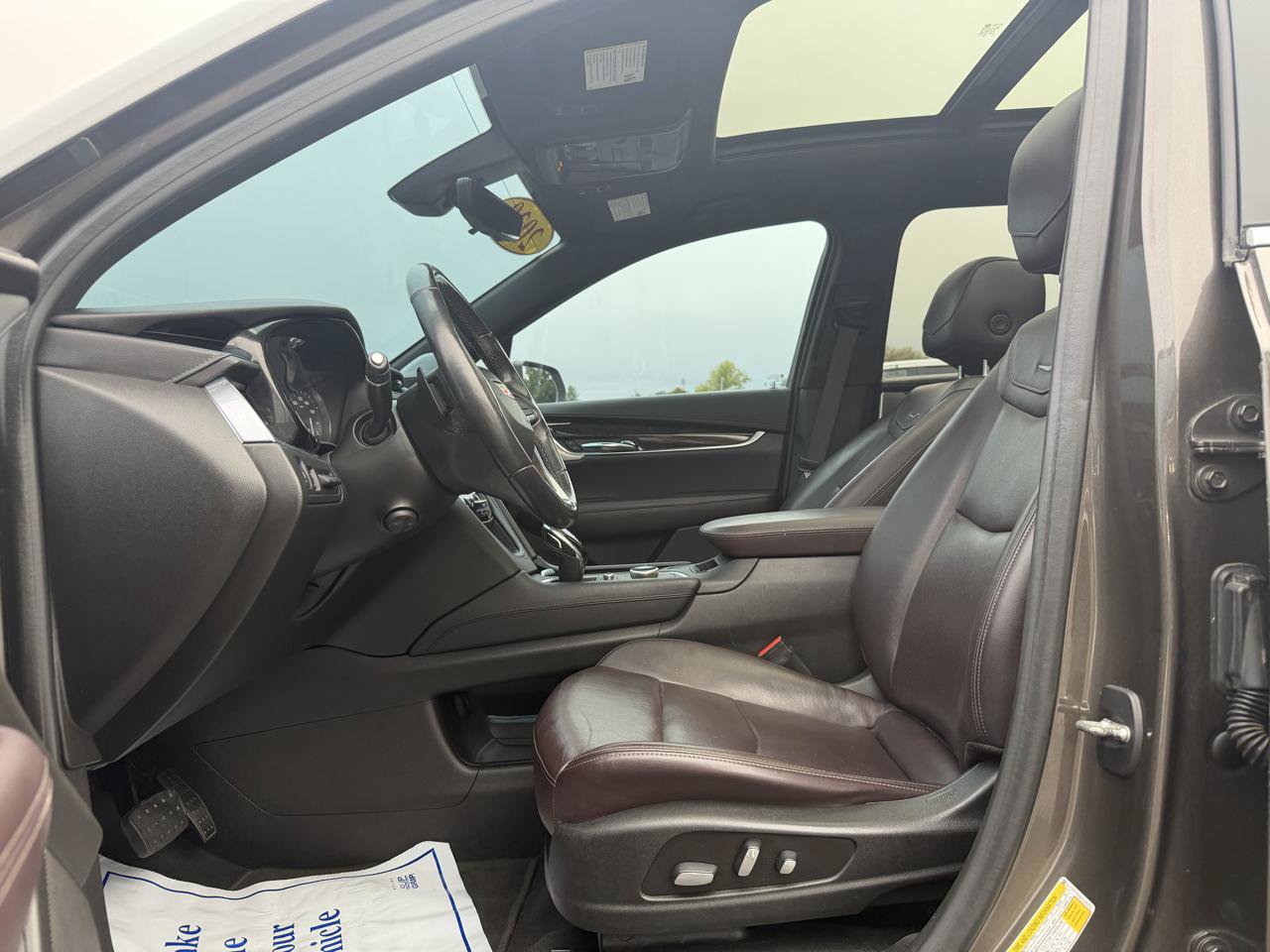 Used 2020 Cadillac XT6 Premium Luxury FWD image 14