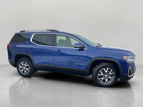 Used 2023 GMC Acadia SLE w/ Driver Convenience Package image 9
