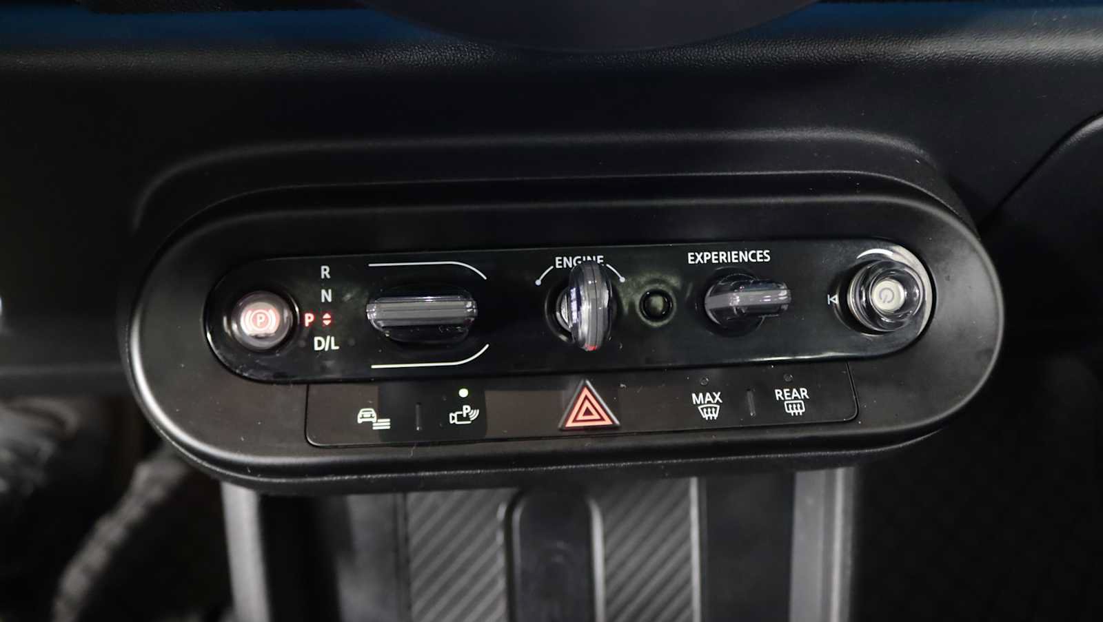 Used 2025 MINI Cooper S FWD image 23