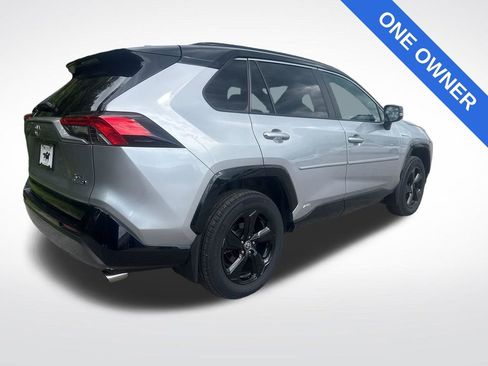 Used 2021 Toyota RAV4 XSE AWD/4WD image 3