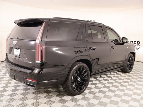 Used 2026 Cadillac Escalade Platinum Sport w/ LPO, ONYX Package AWD/4WD image 24