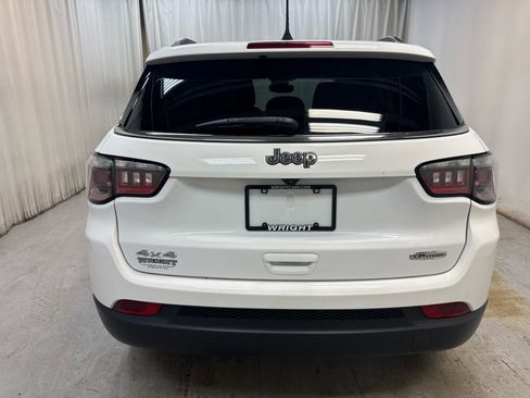 Used 2022 Jeep Compass Latitude w/ Convenience Group AWD/4WD image 7