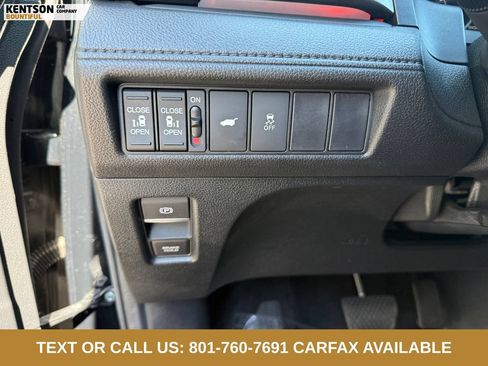 Used 2025 Honda Odyssey Sport-L image 21