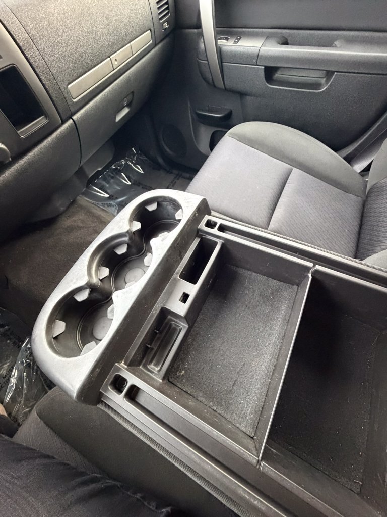 Used 2012 Chevrolet Silverado 2500 LT AWD/4WD image 13