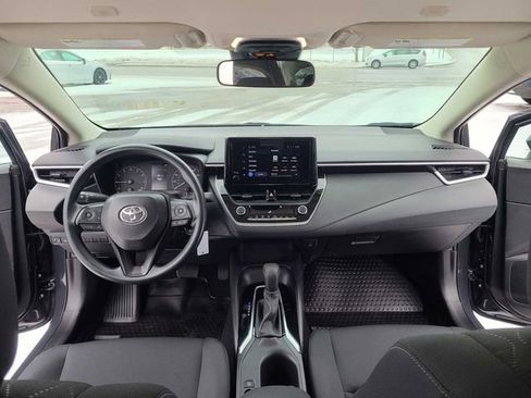Used 2024 Toyota Corolla LE image 11