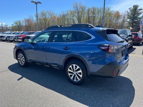 Used 2022 Subaru Outback Premium AWD/4WD image 5