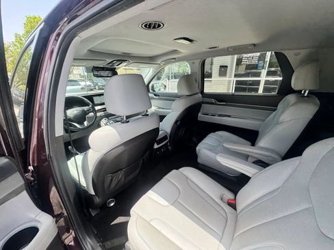 Used 2021 Hyundai Palisade SEL w/ Premium Package FWD image 16