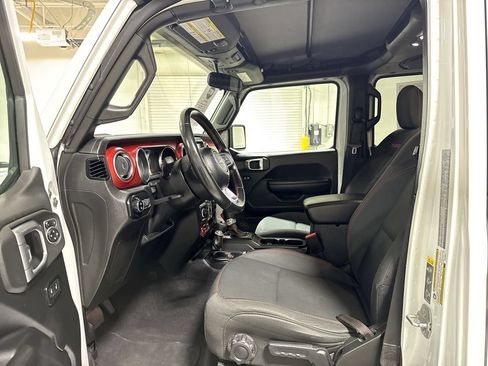Used 2021 Jeep Gladiator Rubicon AWD/4WD image 19