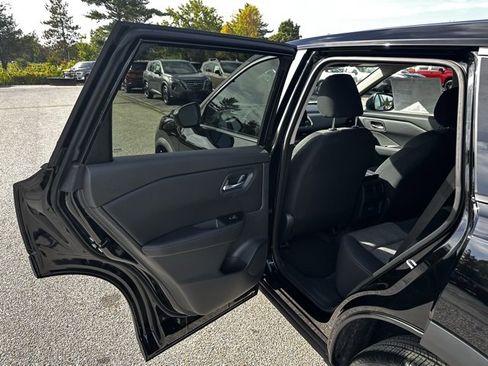 New 2026 Nissan Rogue SV w/ Cold Weather Package image 19